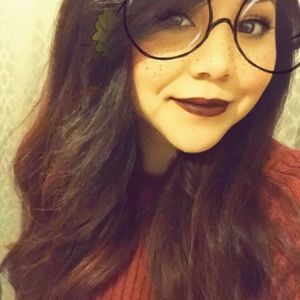 Meet your Posher, Vickie